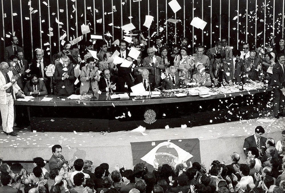 Grupo da UFBA organiza livro que propõe “descomplicar” Constituição brasileira para o cidadão