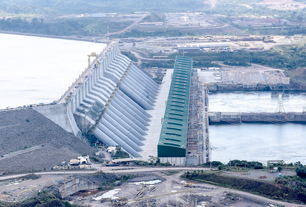 Desenvolvimento baseado em exploração de recursos e em grandes obras aprofundou desigualdades na Amazônia