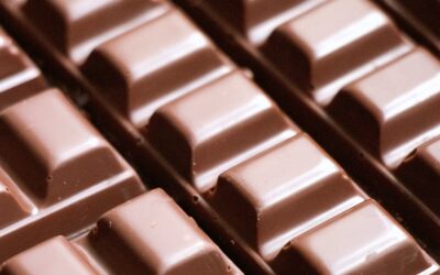 Quantidade de cacau no chocolate meio amargo é similar à das versões ao leite e branco, aponta estudo