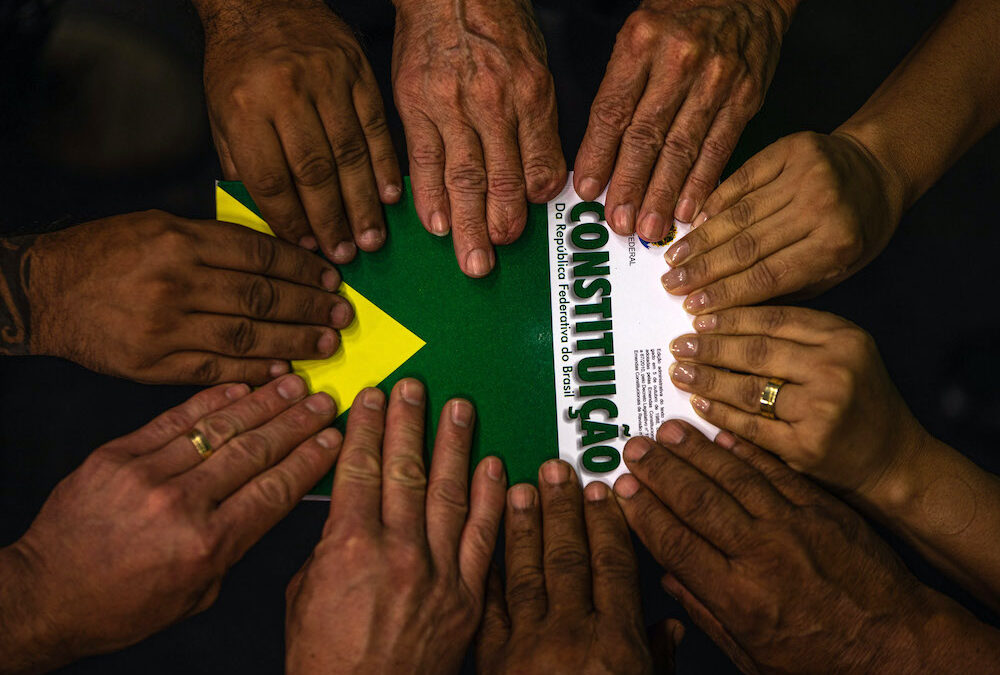 Direitos sociais se difundem em ondas pelas constituições do mundo